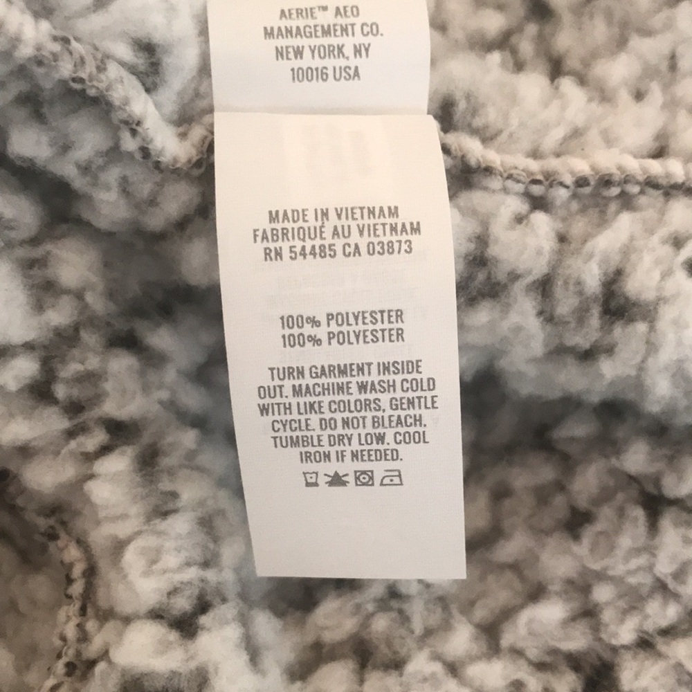 Aerie Sherpa Robe - Picture 10 of 11